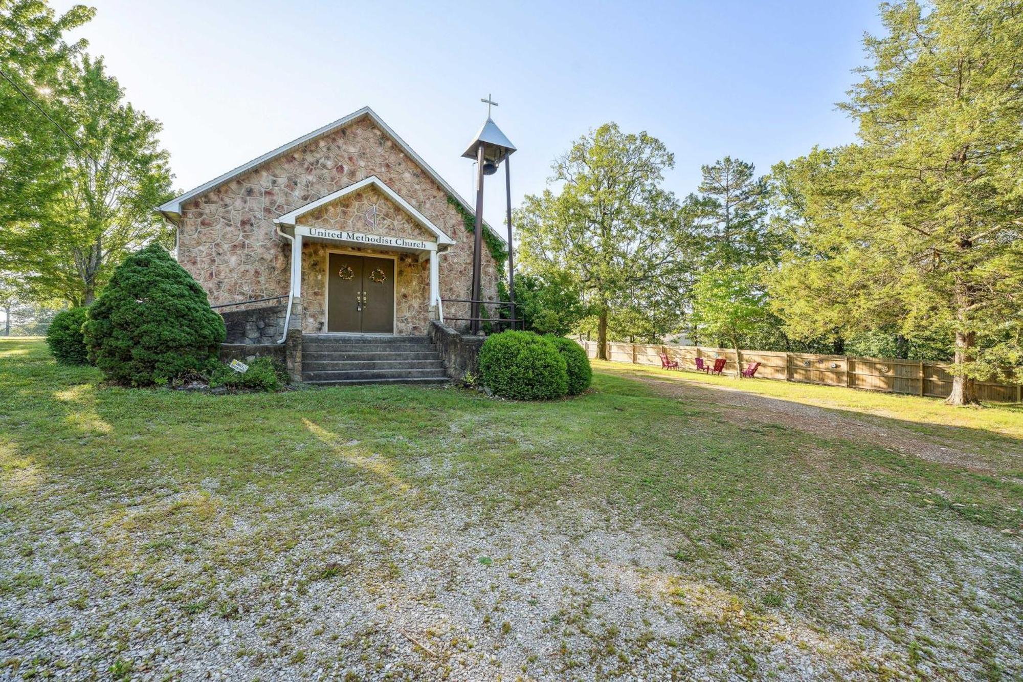 Old Church Retreat With Fire Pit And Air Hockey! Omaha Dış mekan fotoğraf